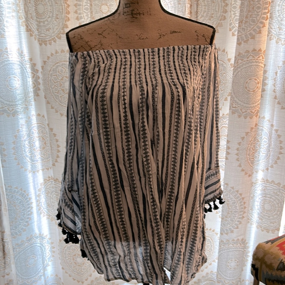 Hippie chick, flower child, BoHo long linen shirt